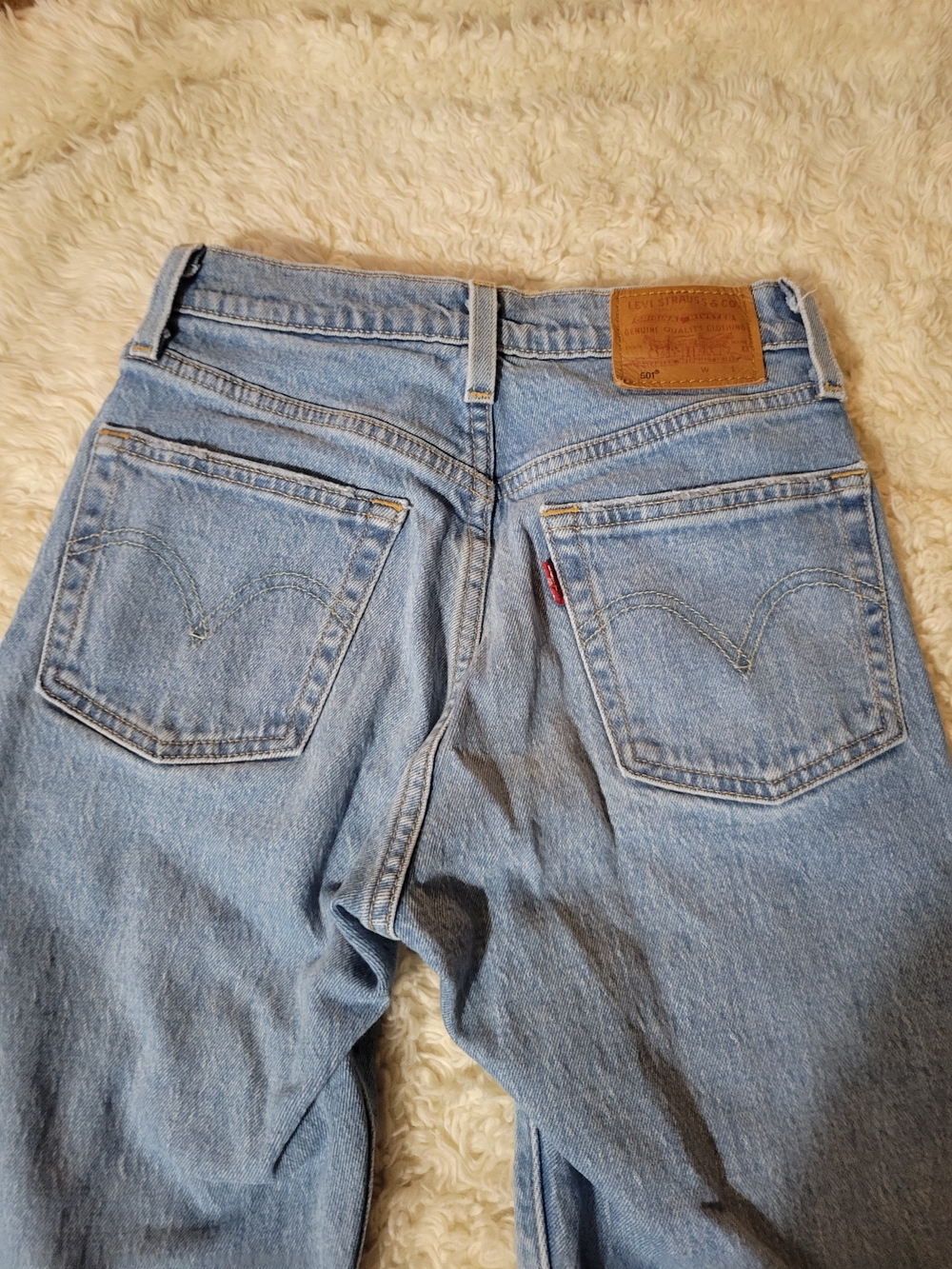 Levi's 501 Straight Leg Jeans | Size 23 | Inseam 24" - Picture 6 of 16